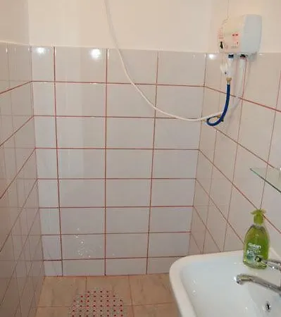 Casa Cu Castan *